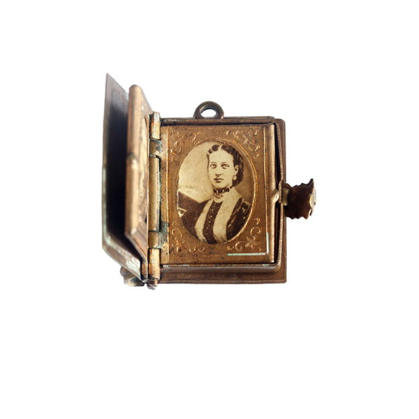 Miniature Photo Album Pendant With 4 Portraits from the 1890s
